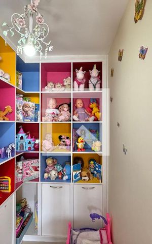 Apartamento à venda com 165m², 3 quartos e 2 vagas Apartamento à venda com 165m², 3 quartos e 2 vagasQuarto 1