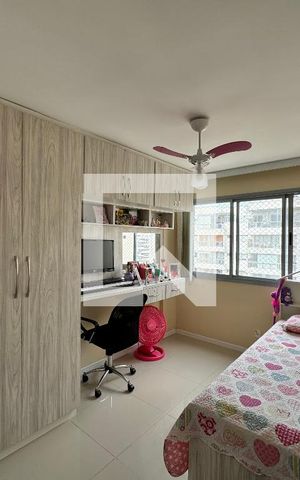 Apartamento à venda com 165m², 3 quartos e 2 vagas Apartamento à venda com 165m², 3 quartos e 2 vagasQuarto 1