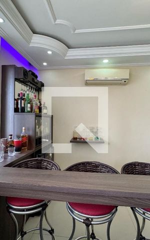 Apartamento à venda com 165m², 3 quartos e 2 vagas Apartamento à venda com 165m², 3 quartos e 2 vagasSala
