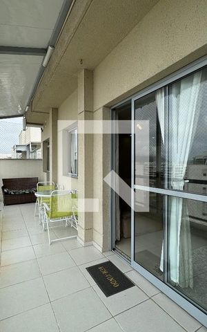 Apartamento à venda com 165m², 3 quartos e 2 vagas Apartamento à venda com 165m², 3 quartos e 2 vagasVaranda