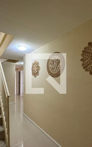 Apartamento à venda com 165m², 3 quartos e 2 vagas Apartamento à venda com 165m², 3 quartos e 2 vagasCorredor