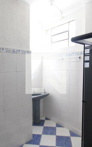 Casa à venda com 220m², 3 quartos e 2 vagasBanheiro 2