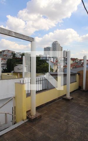Casa à venda com 220m², 3 quartos e 2 vagasQuintal 2