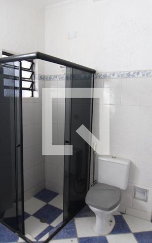 Casa à venda com 220m², 3 quartos e 2 vagasBanheiro 2