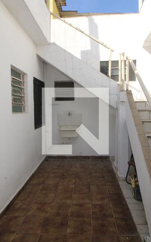 Casa à venda com 220m², 3 quartos e 2 vagasÁrea de Serviço