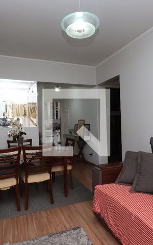 Apartamento à venda com 72m², 2 quartos e 2 vagasSala