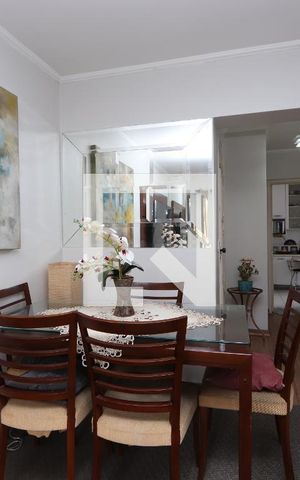 Apartamento à venda com 72m², 2 quartos e 2 vagasSala