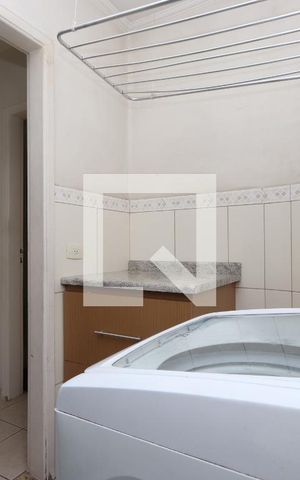 Apartamento à venda com 72m², 2 quartos e 2 vagasLavanderia