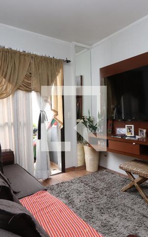 Apartamento à venda com 72m², 2 quartos e 2 vagasSala