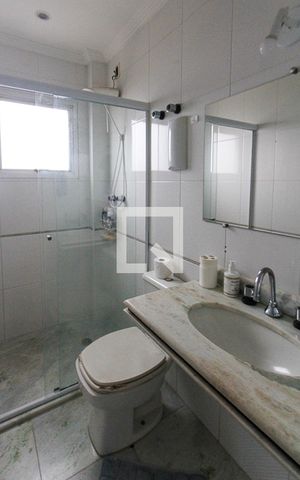Apartamento à venda com 170m², 3 quartos e sem vaga Apartamento à venda com 170m², 3 quartos e sem vagaBanheiro da Suíte 03