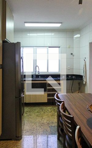 Apartamento à venda com 170m², 3 quartos e sem vaga Apartamento à venda com 170m², 3 quartos e sem vagaCozinha