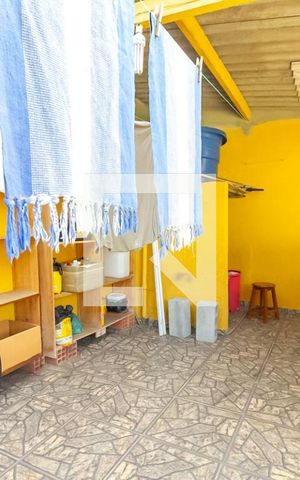 Casa à venda com 250m², 3 quartos e 2 vagas Casa à venda com 250m², 3 quartos e 2 vagasChurrasqueira
