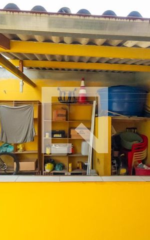 Casa à venda com 250m², 3 quartos e 2 vagas Casa à venda com 250m², 3 quartos e 2 vagasVista do Quarto 1