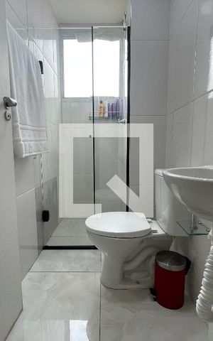 Apartamento para alugar com 42m², 2 quartos e sem vaga Apartamento para alugar com 42m², 2 quartos e sem vagaBanheiro Social
