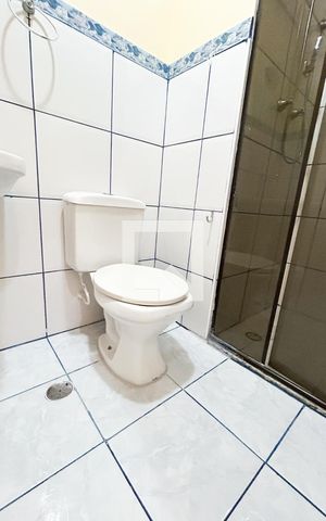 Casa de condomínio à venda com 150m², 3 quartos e 2 vagasBanheiro 1