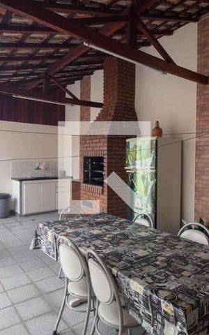 Casa à venda com 160m², 3 quartos e 2 vagas Casa à venda com 160m², 3 quartos e 2 vagasChurrasqueira