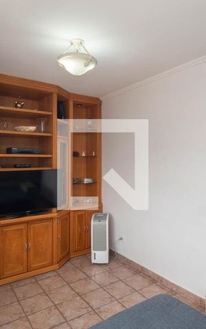 Casa à venda com 160m², 3 quartos e 2 vagas Casa à venda com 160m², 3 quartos e 2 vagasSala