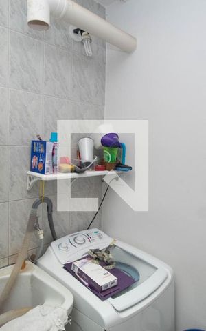 Casa à venda com 160m², 3 quartos e 2 vagas Casa à venda com 160m², 3 quartos e 2 vagasÁrea de Serviço