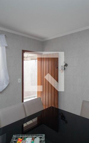 Casa à venda com 160m², 3 quartos e 2 vagas Casa à venda com 160m², 3 quartos e 2 vagasSala de Jantar