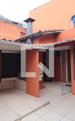 Casa para alugar com 135m², 1 quarto e 2 vagasQuintal
