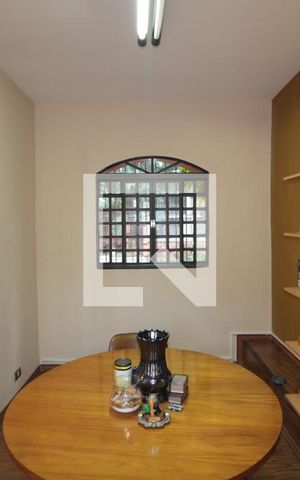 Casa para alugar com 135m², 1 quarto e 2 vagasHall Quartos