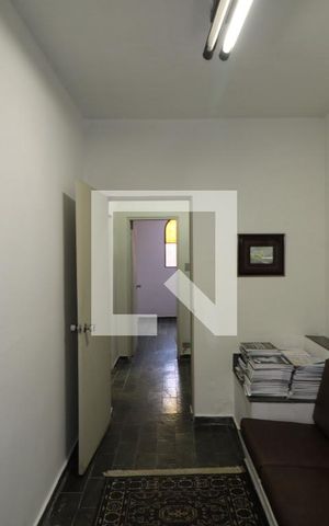 Casa para alugar com 135m², 1 quarto e 2 vagasHall