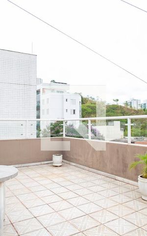 Apartamento à venda com 112m², 3 quartos e 1 vaga Apartamento à venda com 112m², 3 quartos e 1 vagaVaranda