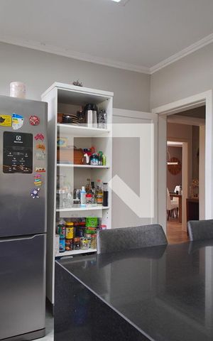 Casa à venda com 260m², 3 quartos e 2 vagasCozinha