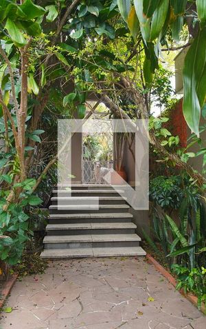 Casa à venda com 260m², 3 quartos e 2 vagasEntrada da Casa