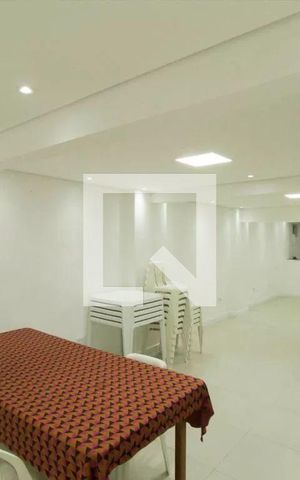 Apartamento para alugar com 46m², 1 quarto e sem vaga Apartamento para alugar com 46m², 1 quarto e sem vagaÁrea comum - Salão de festas