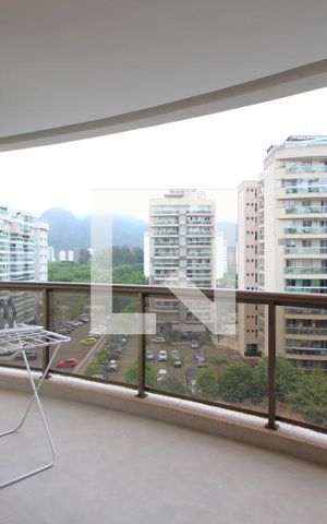 Apartamento para alugar com 70m², 2 quartos e 1 vagaVaranda