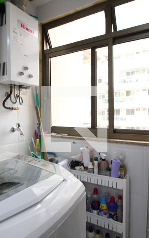 Apartamento para alugar com 70m², 2 quartos e 1 vagaÁrea de Serviço