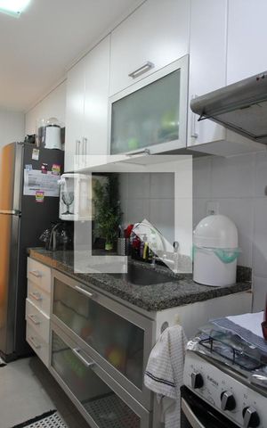 Apartamento para alugar com 70m², 2 quartos e 1 vagaCozinha
