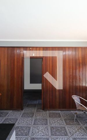 Casa para alugar com 80m², 2 quartos e 3 vagasSala