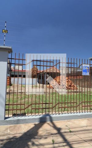 Casa para alugar com 80m², 2 quartos e 3 vagasFachada