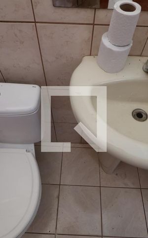 Casa para alugar com 80m², 2 quartos e 3 vagasBanheiro