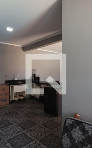 Casa para alugar com 80m², 2 quartos e 3 vagasCozinha e Área de Serviço