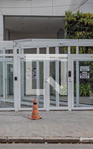 Apartamento para alugar com 40m², 1 quarto e 1 vaga Apartamento para alugar com 40m², 1 quarto e 1 vagaFachada