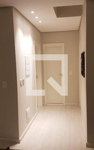 Casa de condomínio à venda com 250m², 3 quartos e 3 vagas Casa de condomínio à venda com 250m², 3 quartos e 3 vagasCorredor