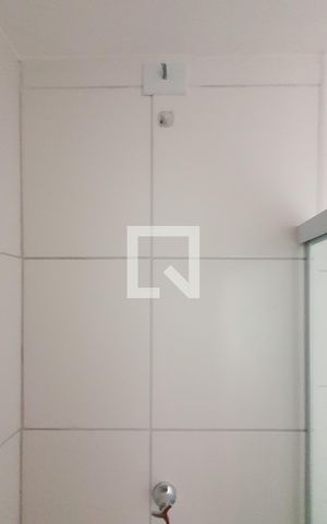 Apartamento à venda com 35m², 2 quartos e sem vaga Apartamento à venda com 35m², 2 quartos e sem vagaBanheiro Social