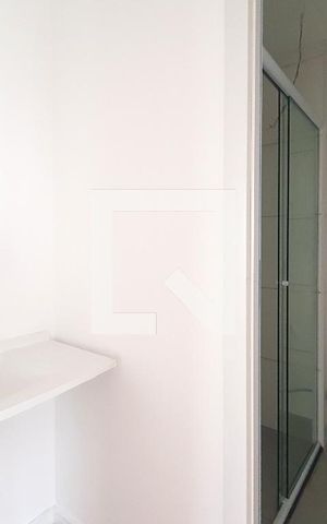 Apartamento à venda com 35m², 2 quartos e sem vaga Apartamento à venda com 35m², 2 quartos e sem vagaBanheiro Social