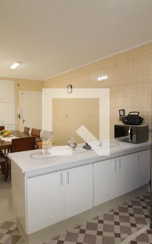 Casa à venda com 180m², 4 quartos e 3 vagasCozinha
