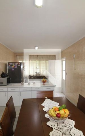 Casa à venda com 180m², 4 quartos e 3 vagasCozinha
