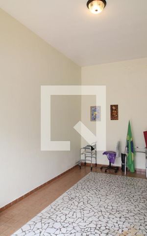 Casa à venda com 180m², 4 quartos e 3 vagasGaragem