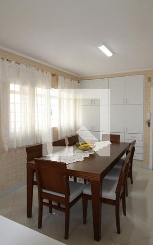 Casa à venda com 180m², 4 quartos e 3 vagasCozinha