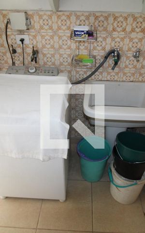 Casa à venda com 180m², 4 quartos e 3 vagasÁrea de Serviço