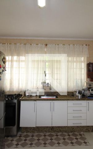 Casa à venda com 180m², 4 quartos e 3 vagasCozinha
