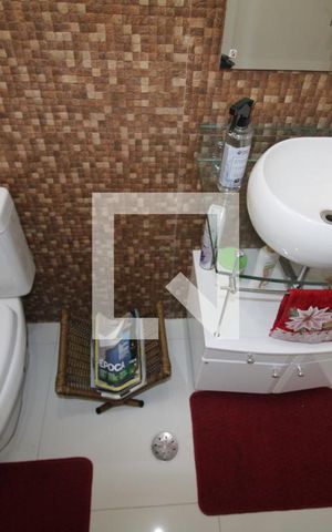 Casa à venda com 180m², 4 quartos e 3 vagasBanheiro 1
