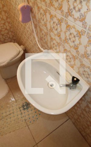 Casa à venda com 180m², 4 quartos e 3 vagasÁrea de Serviço - Banheiro