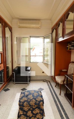 Casa à venda com 1100m², 4 quartos e 5 vagasSala de chá